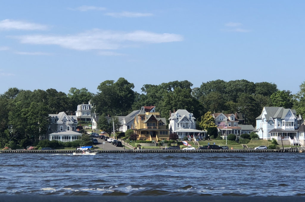 Houses on the shore of Toms River